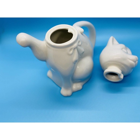 vintage white cat small teapot/beverage server/creamer/pourer ceramic - Picture 6 of 10